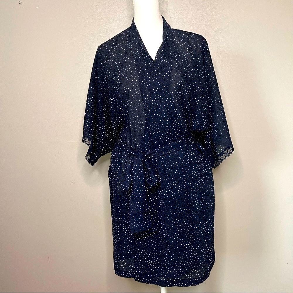 Natori II Navy‎ & White Polka Dot Short Robe Lace Detail Adjustable Belt